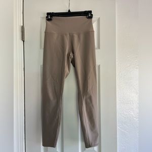 ALO YOGA 7/8 High Waist Airlift Legging